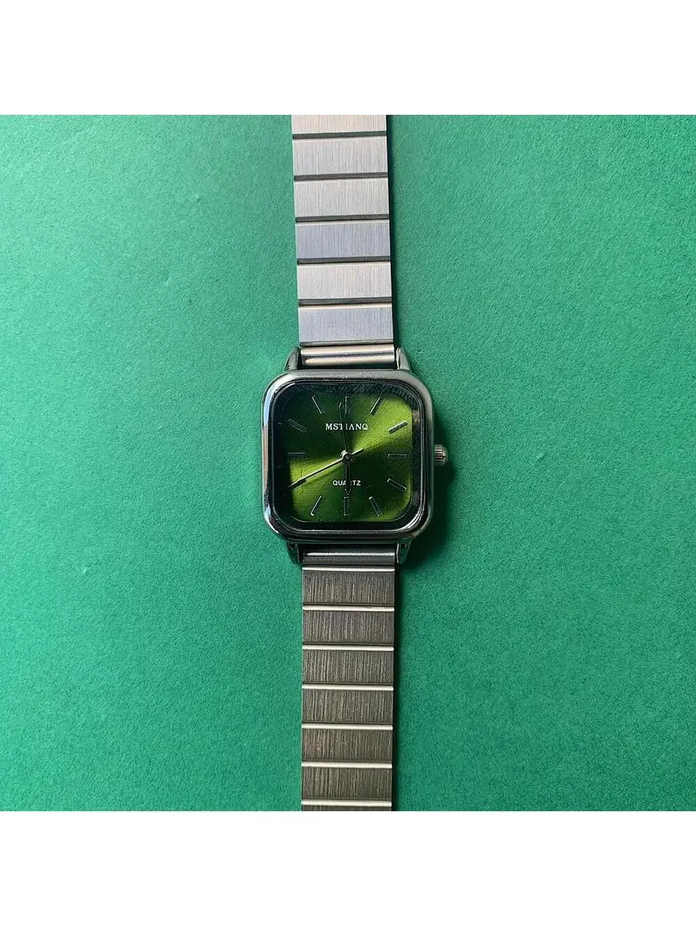 2000s Y2k style silver square watch. Classy sporty style watch. Stainless